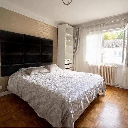 Etage A Apartman
