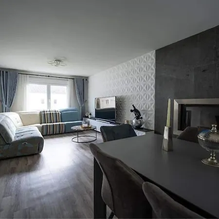 Apartman Etage A *